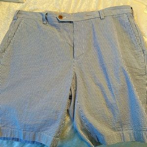 Brooks brothers. Short